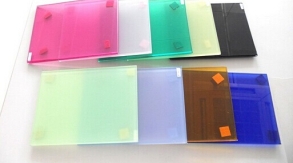 Heat-strengthened glass